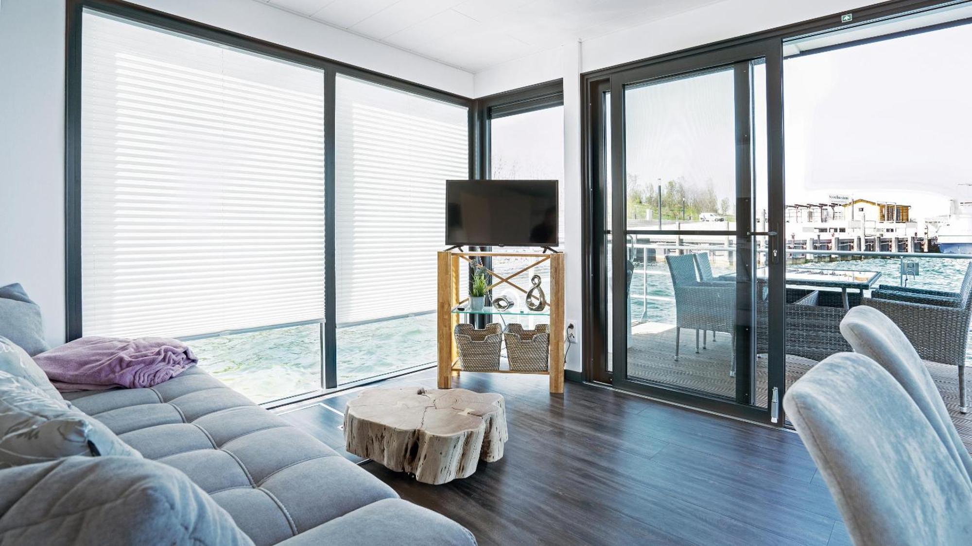 Geiseltalsee Hausboot - Floating House - Hausboot Junior Braunsbedra Exterior photo